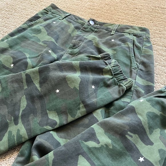 Sundry Camo Star Print Camo Joggers, 25 - Picture 10 of 12